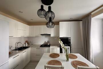 1-к квартира, 52 м², 2/9 эт.