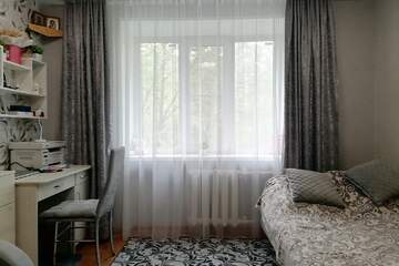 Комната, (всего 7 ком.), 21,8 м², 3/9 эт.