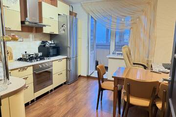 2-к квартира, 77 м², 8/12 эт.