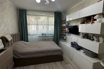 1-к квартира, 33 м², 1/5 эт.