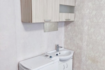 Комната, (всего 4 ком.), 16 м², 9/9 эт.