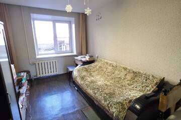 Комната, (всего 2 ком.), 16 м², 2/9 эт.