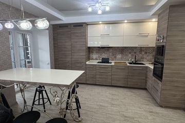 4-к квартира, 127,2 м², 9/10 эт.