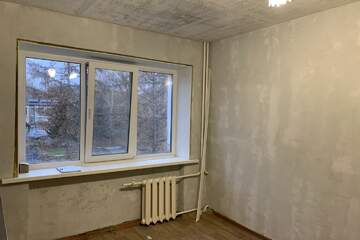 Комната, (всего 3 ком.), 17,9 м², 4/5 эт.