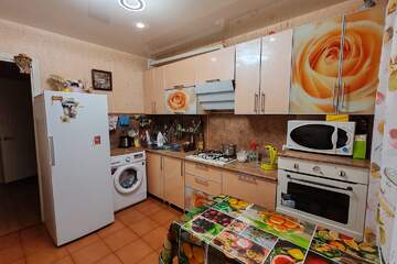 3-к квартира, 83,4 м², 1/9 эт.