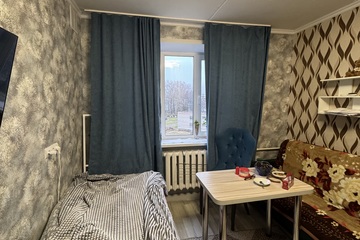 Комната, (всего 4 ком.), 18 м², 5/5 эт.