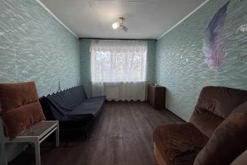 Комната, (всего 4 ком.), 16,9 м², 2/5 эт.