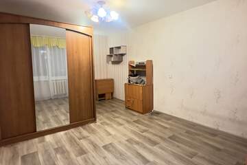 Комната, (всего 2 ком.), 25 м², 6/9 эт.