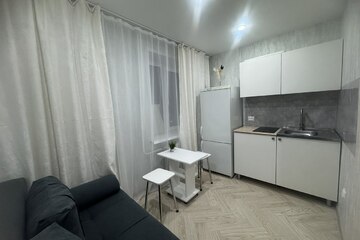 Комната, (всего 2 ком.), 11 м², 4/9 эт.