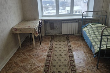 Комната, (всего 3 ком.), 18 м², 5/5 эт.