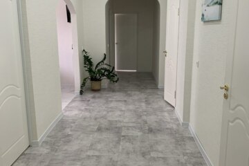 3-к квартира, 92 м², 2/3 эт.