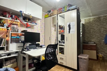 Комната, (всего 2 ком.), 24 м², 2/5 эт.