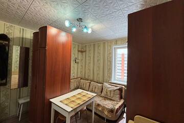 Комната, (всего 2 ком.), 11,6 м², 8/9 эт.