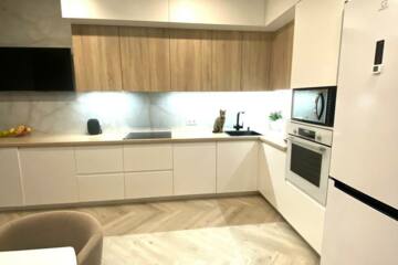 2-к квартира, 75 м², 2/9 эт.