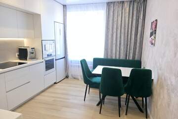 2-к квартира, 81,6 м², 4/9 эт.