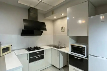 1-к квартира, 38 м², 4/9 эт.