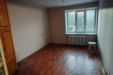 Комната, (всего 4 ком.), 21,8 м², 2/9 эт.