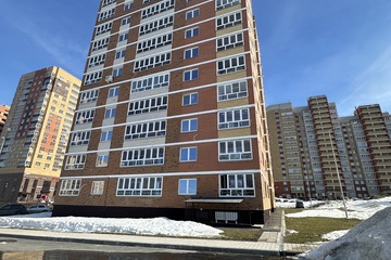 2-к квартира, 59 м², 1/12 эт.
