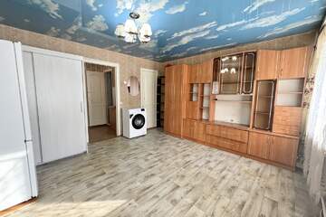 Комната, (всего 1 ком.), 22,7 м², 1/5 эт.