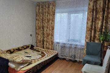 Комната, (всего 5 ком.), 20 м², 4/5 эт.