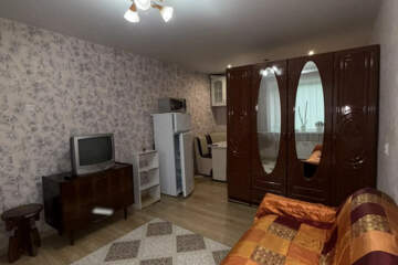 Комната, (всего 4 ком.), 18,1 м², 2/5 эт.