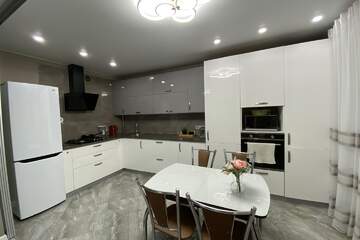 2-к квартира, 65 м², 8/9 эт.