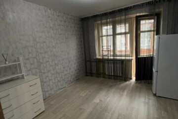 Комната, (всего 5 ком.), 13,4 м², 2/4 эт.