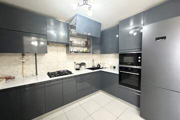 4-к квартира, 85 м², 9/10 эт.