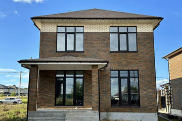 Коттедж, 180 м², 2 эт.