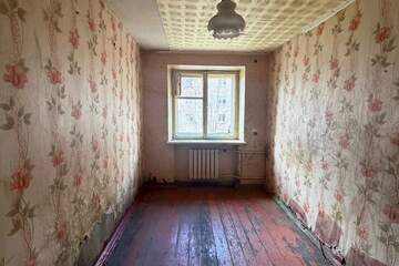 Комната, (всего 3 ком.), 15 м², 3/4 эт.