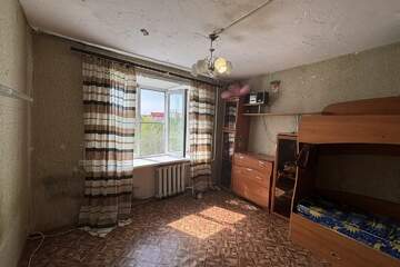 Комната, (всего 4 ком.), 18,4 м², 4/5 эт.