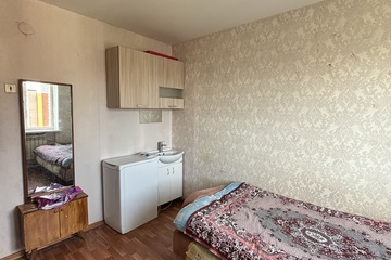 Комната, (всего 4 ком.), 10,9 м², 9/9 эт.