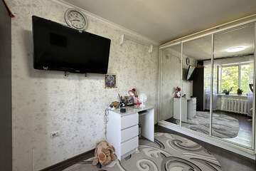 Комната, (всего 10 ком.), 18,1 м², 4/5 эт.