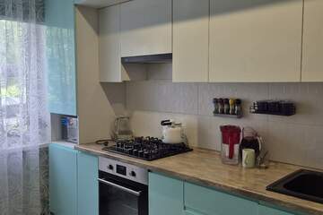 4-к квартира, 77,1 м², 1/9 эт.