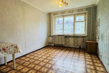 Комната, (всего 5 ком.), 17,4 м², 4/5 эт.
