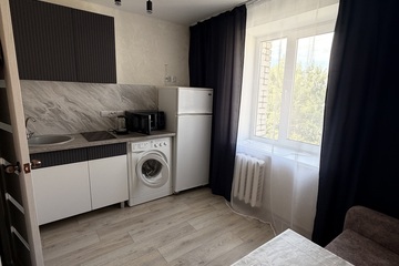 Комната, (всего 4 ком.), 12,9 м², 7/9 эт.