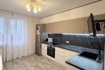2-к квартира, 60 м², 4/9 эт.