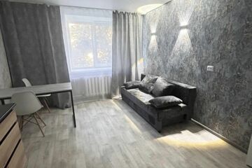 Комната, (всего 5 ком.), 18 м², 2/5 эт.