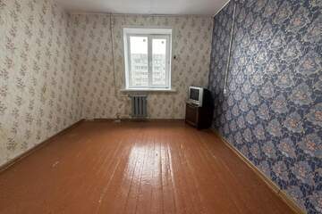 Комната, (всего 4 ком.), 12 м², 7/9 эт.