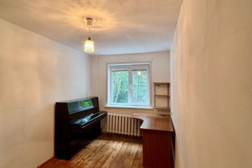 3-к квартира, 58 м², 2/5 эт.