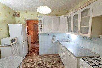 2-к квартира, 58 м², 1/9 эт.