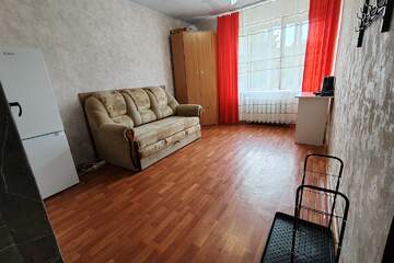 Комната, (всего 4 ком.), 16,2 м², 2/9 эт.
