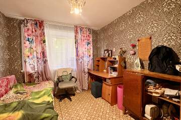 4-к квартира, 60,4 м², 1/5 эт.