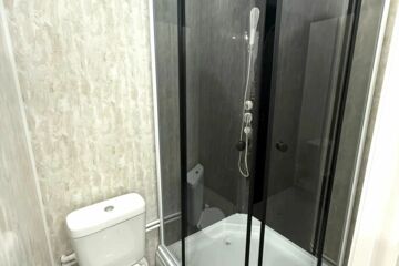 Комната, (всего 4 ком.), 13 м², 2/9 эт.