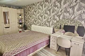 2-к квартира, 61 м², 1/16 эт.