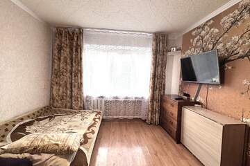 Комната, (всего 4 ком.), 17,8 м², 4/5 эт.