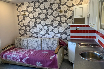 Комната, (всего 2 ком.), 17 м², 8/9 эт.