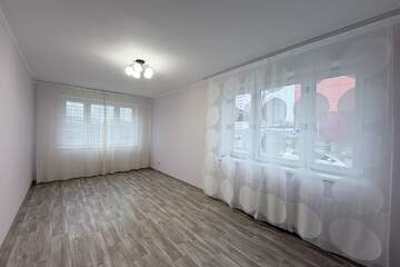 2-к квартира, 64 м², 1/16 эт.