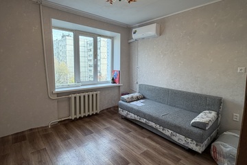 Комната, (всего 2 ком.), 24 м², 4/9 эт.