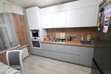 2-к квартира, 52 м², 3/10 эт.